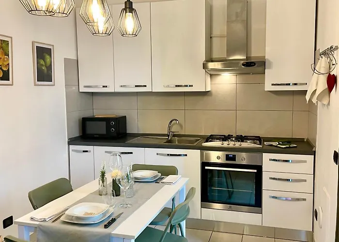 Bnbook Blue River -2 Bedrooms And Private Parking Sesto Calende